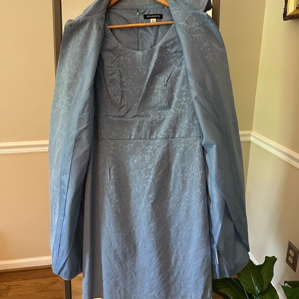 Bahari Light Blue Jacquard Trench Coat with Sheath Dress Size 14 - Picture 8 of 16